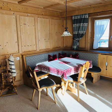 Haus Am Lechweg Lägenhet Reutte Exteriör bild