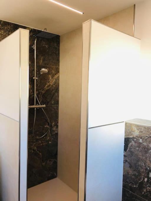 Haus Am Lechweg Lägenhet Reutte Exteriör bild